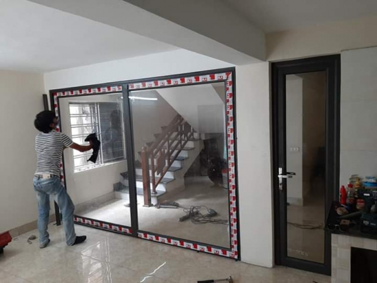 CỬA ĐI MỞ TRƯỢT BLK